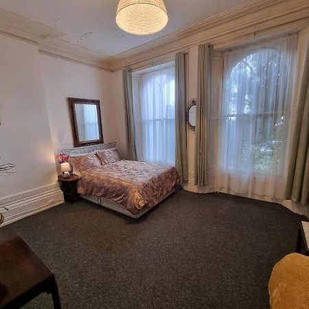 Large Flat Next To Port, Cliffs, Beach With Parking Dover Luaran gambar