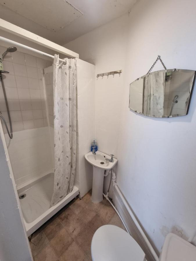 Large Flat Next To Port, Cliffs, Beach With Parking Dover Luaran gambar